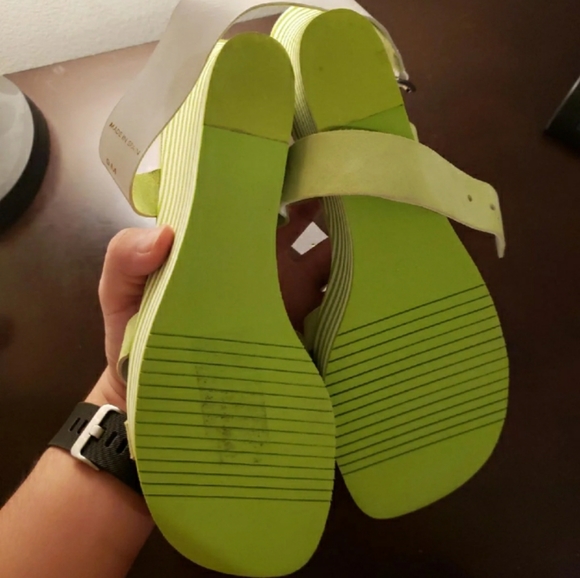 Michael Kors Sandals - Picture 3 of 7